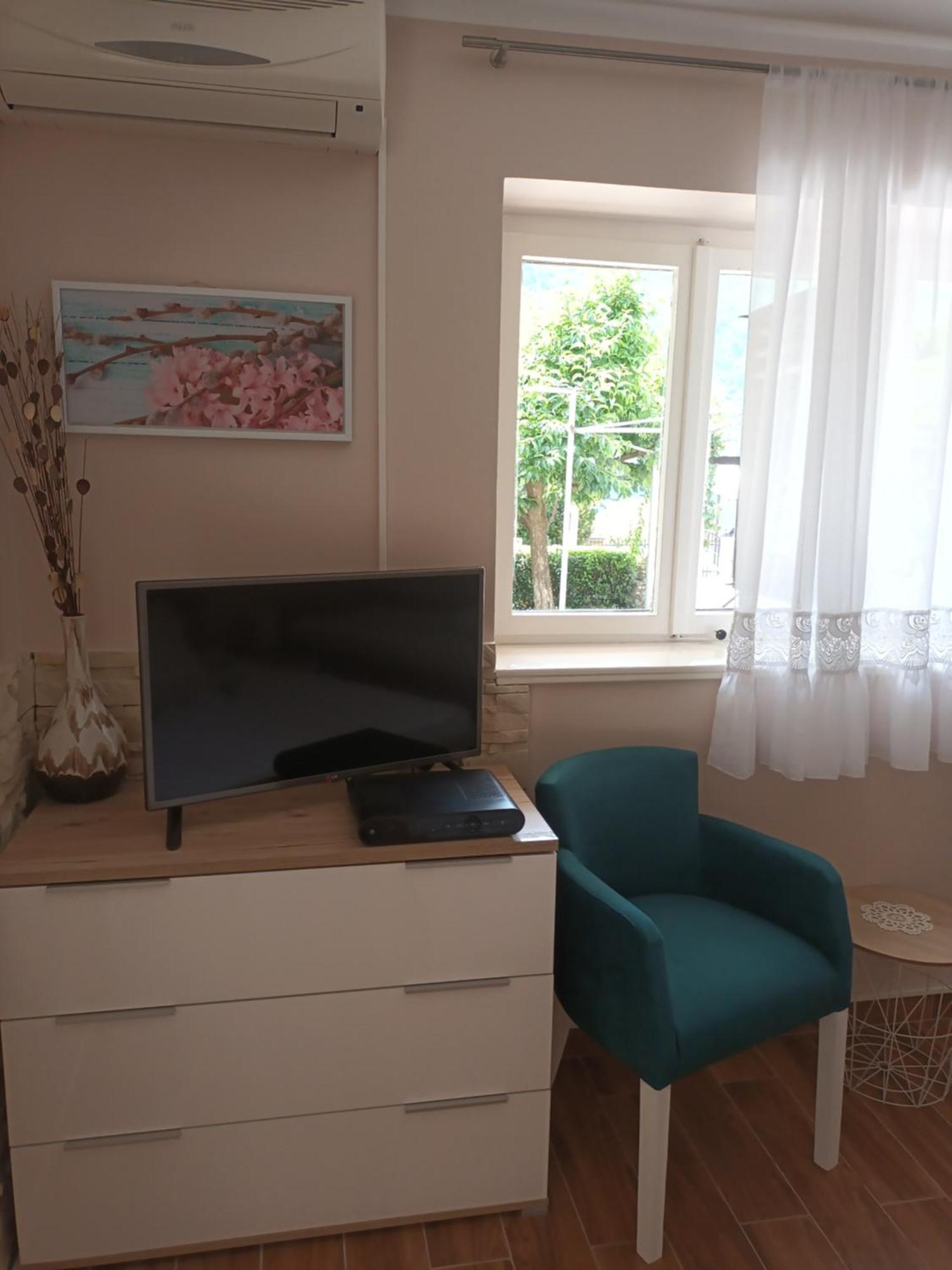 Apartments Nik Котор Стая снимка